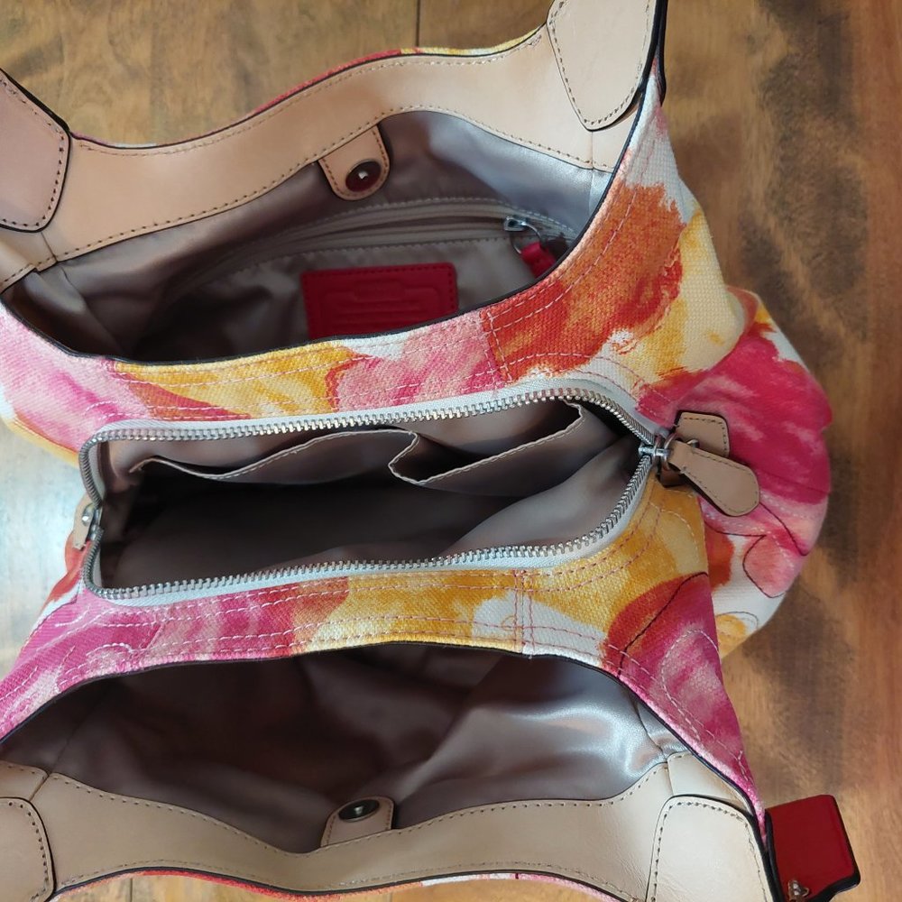 NEW Coach Ashley Floral Hobo Handbag with tags - Picture 3 of 7